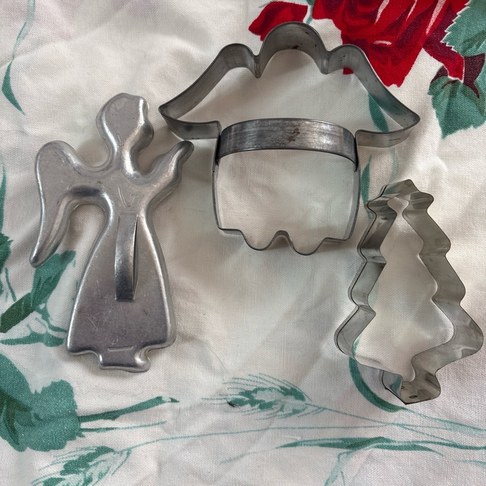 Christmas cookie cutters Lot 9 Large Vintage Heavyweight Copper Cookie Cutters - Picture 7 of 16